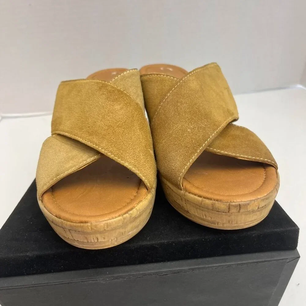 Mila Paoli Italy Suede Cross Strap Cork Wedge Sandals Tan – Est. US 7